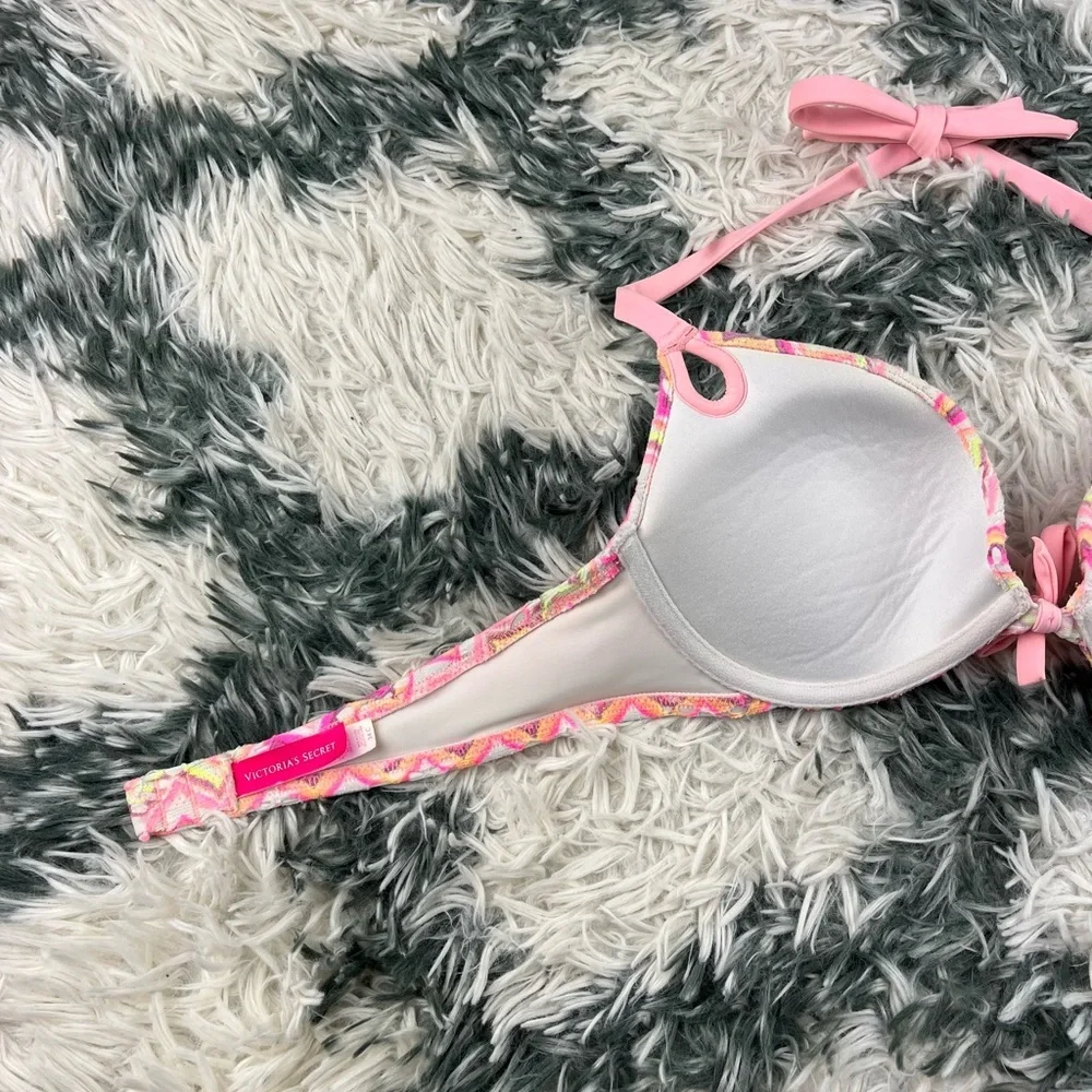 Victoria's Secret Women's Bikini Swim Top Pink Size 34C